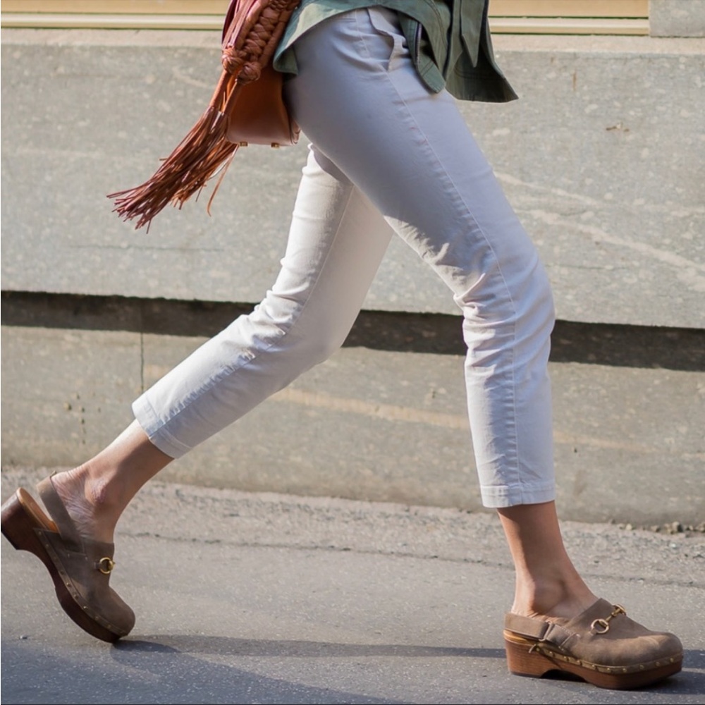 Gucci Amstel Suede Clogs Tan Brown EU 38